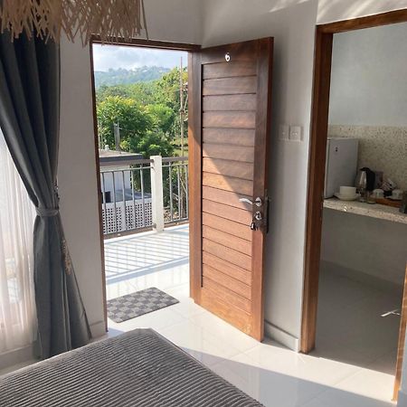 Villa Iris Homestay Uluwatu Exterior foto