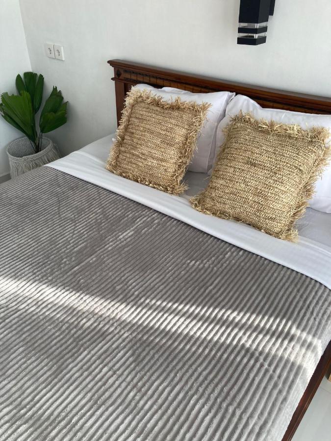 Villa Iris Homestay Uluwatu Exterior foto